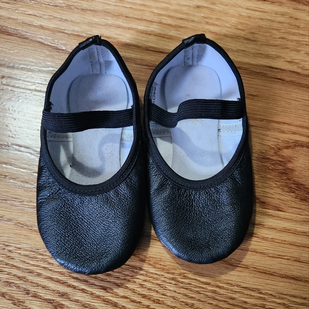 Stelle Leather Ballet Shoes, size 9